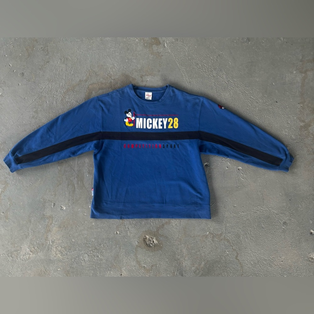 Vintage Disney Mickey 28 Sweatshirt